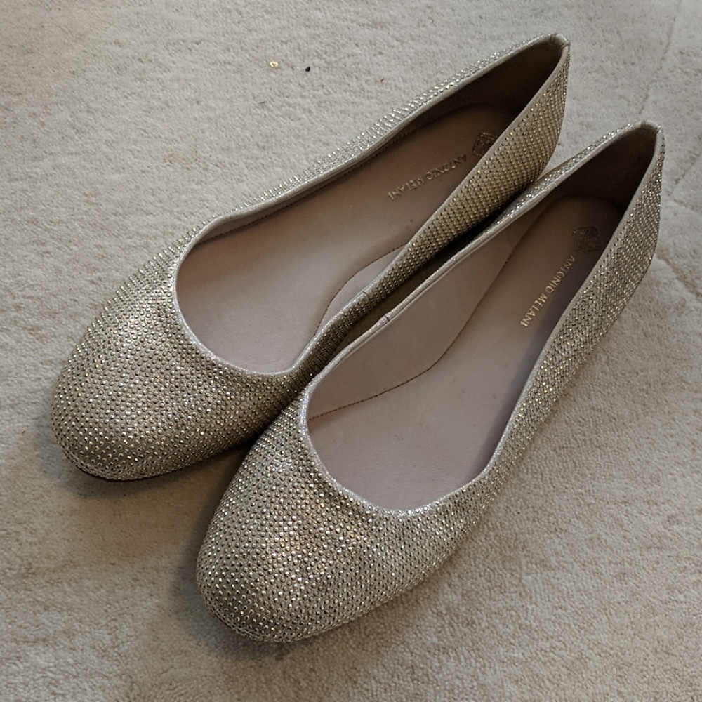 Antonio Melani gold flats 10M